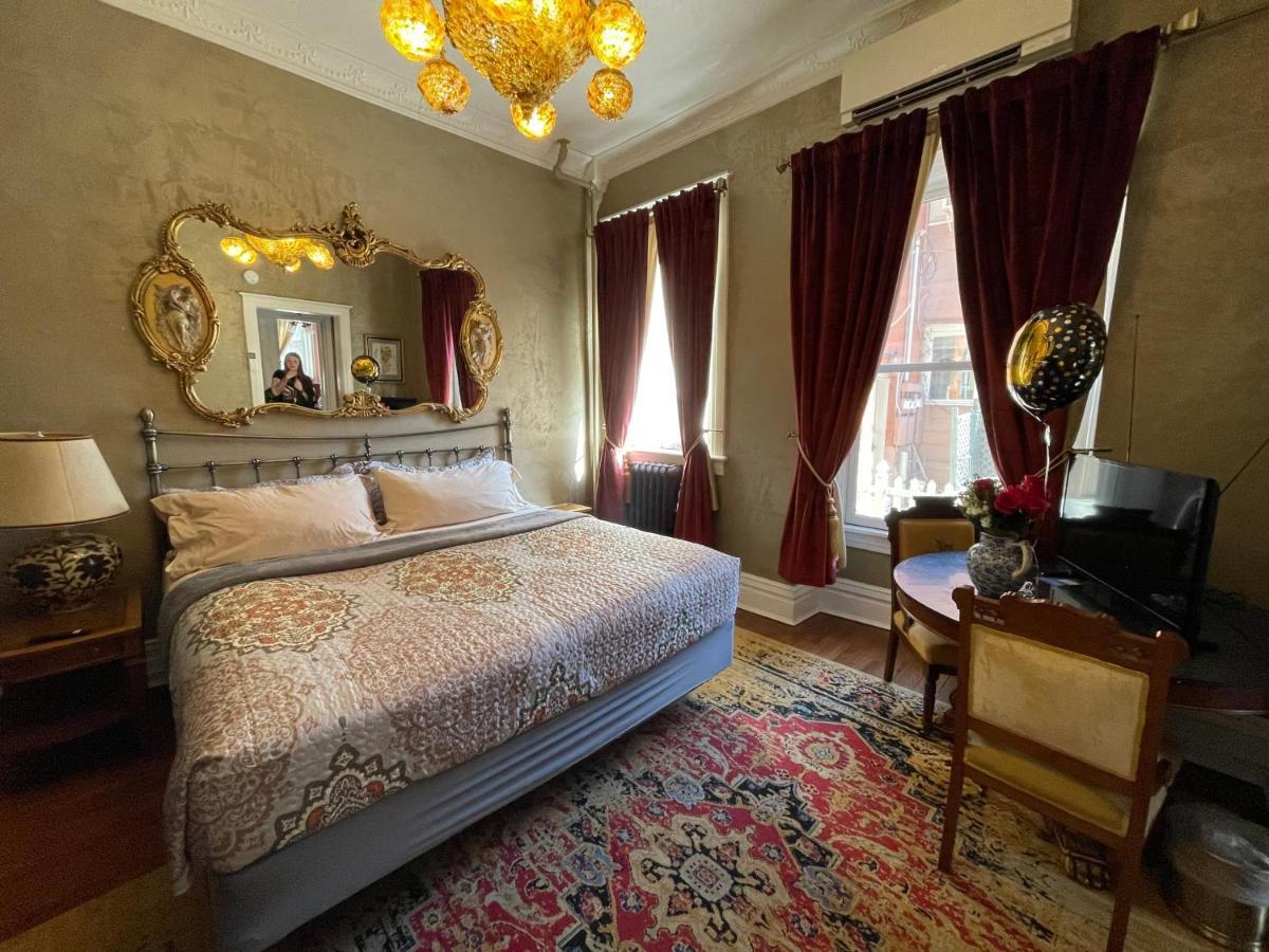The Holiday Chalet Victorian デンバー エクステリア 写真